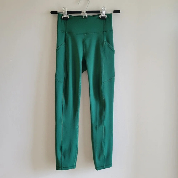 Lululemon Invigorate High-Rise Crop 23" -Focus on your strength, not your sweat. - Picture 2 of 11